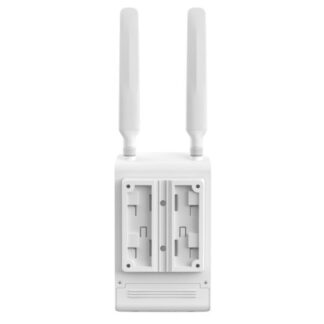 3x GB WAN/LAN (2x PoE Out